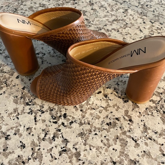 NM NEIMAN MARCUS DRESS SHOES. - Picture 4 of 5